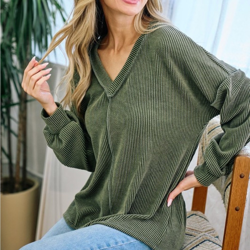 Cash V-Neck Top
